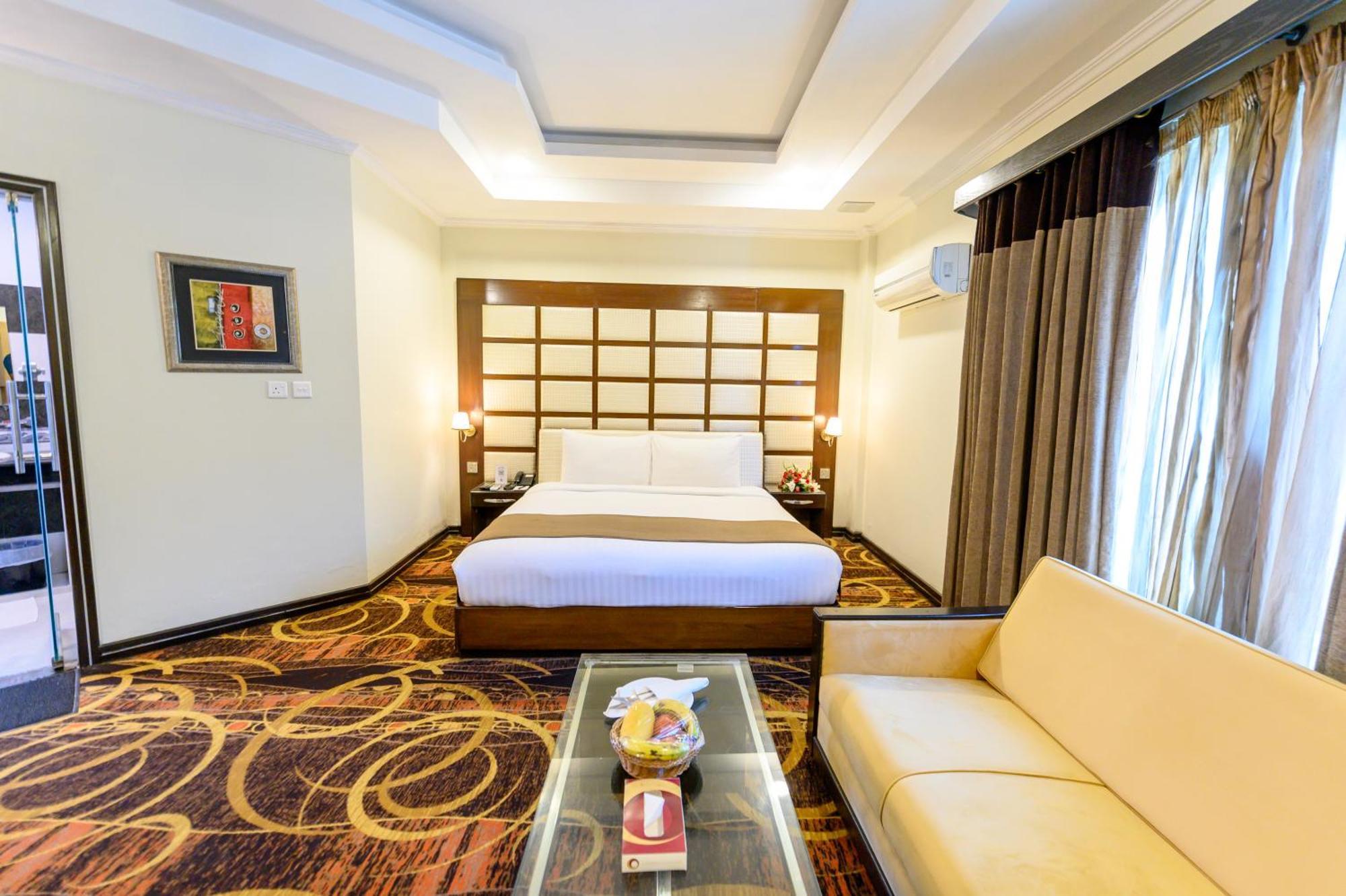 Hotel One Abbottabad Dış mekan fotoğraf