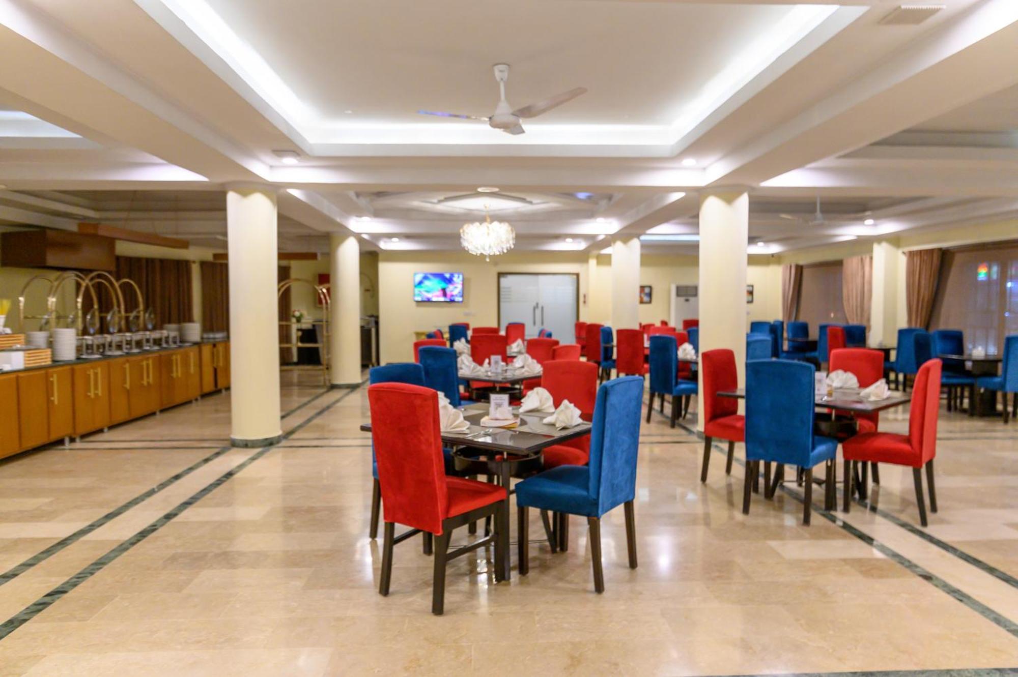 Hotel One Abbottabad Dış mekan fotoğraf